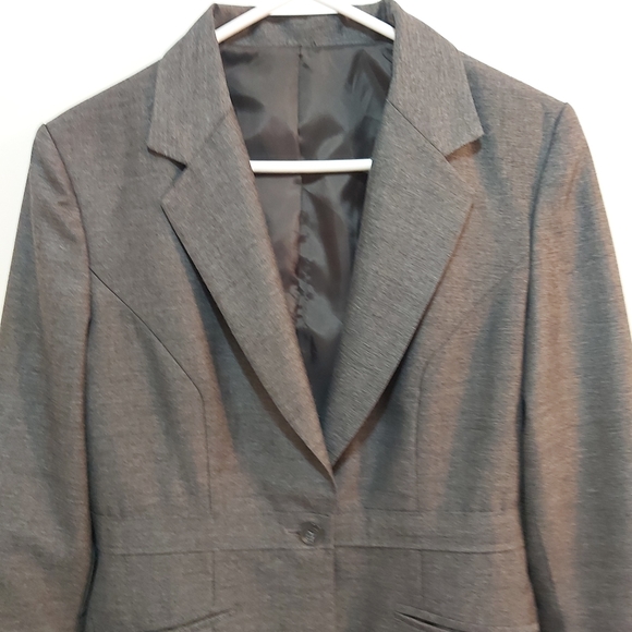 Formal Dark Grey Blazer Size Medium (M) - Picture 2 of 4